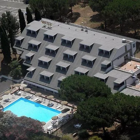 Pfa La Darsena - Follonica Hotel 3*