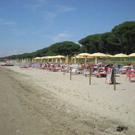 Hotel Pfa La Darsena - Follonica 3*